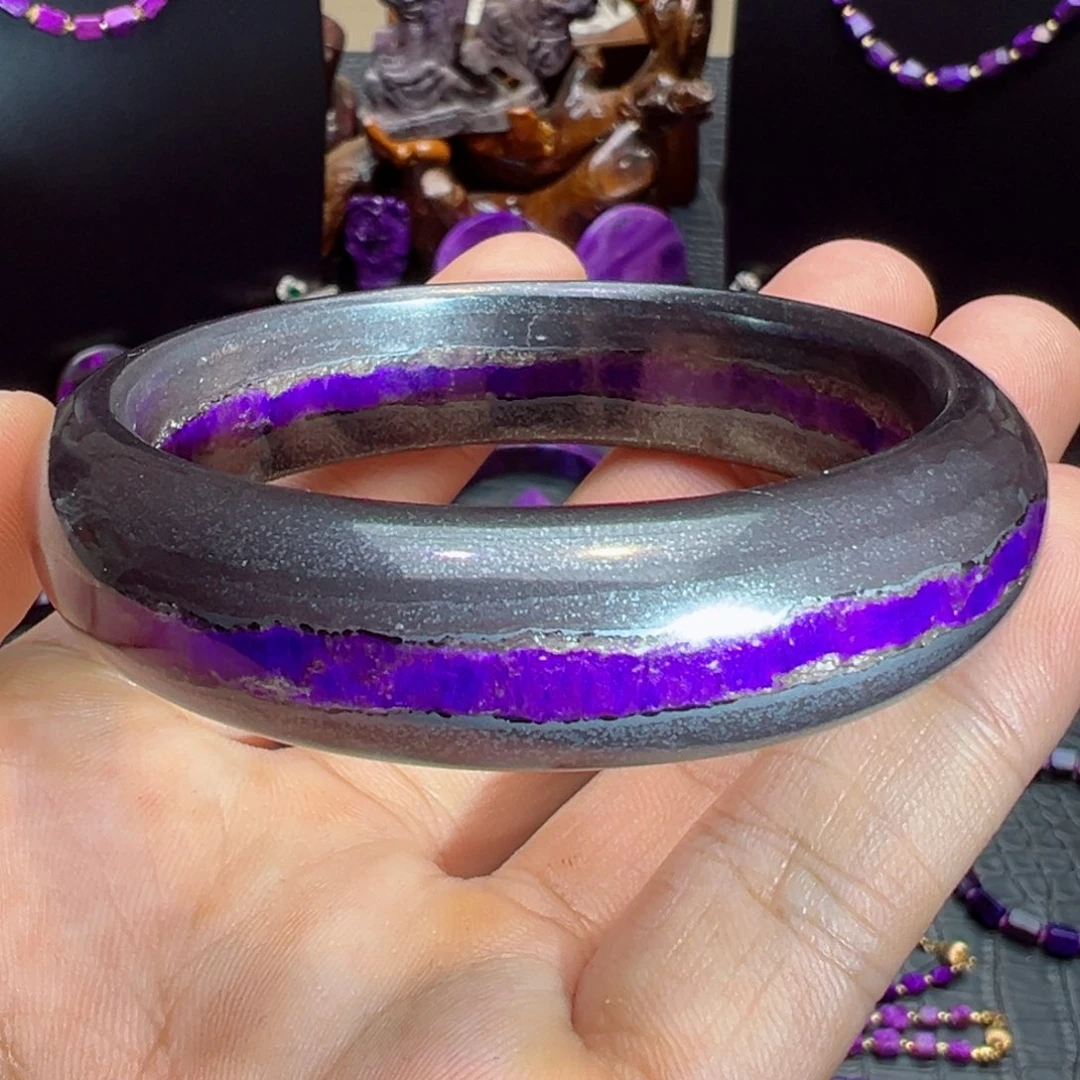 未镶嵌苏纪石（舒俱来）手镯