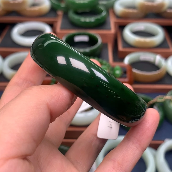 和田玉（碧玉）手镯54圈口未镶嵌