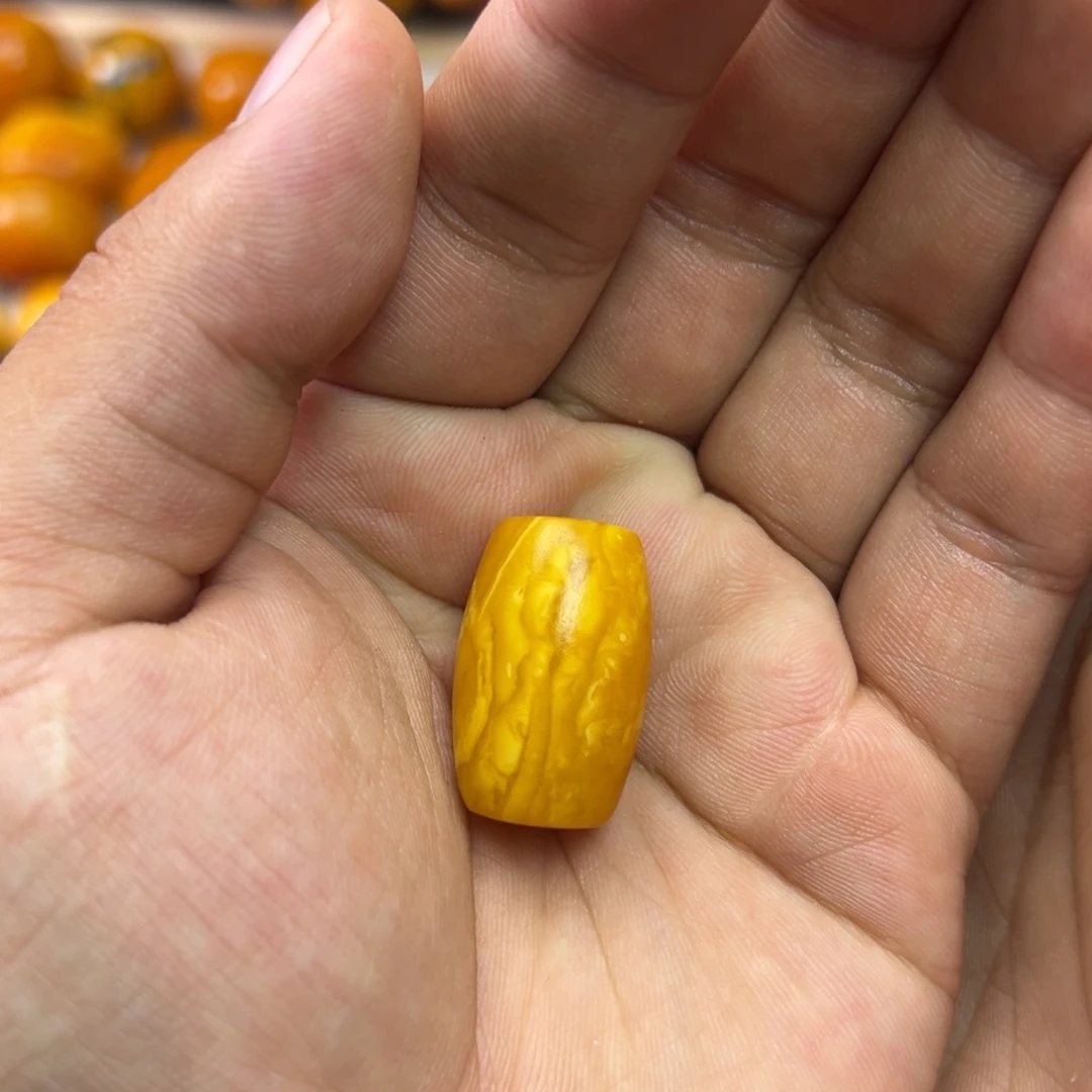 未镶嵌吊坠(不含链)蜜蜡