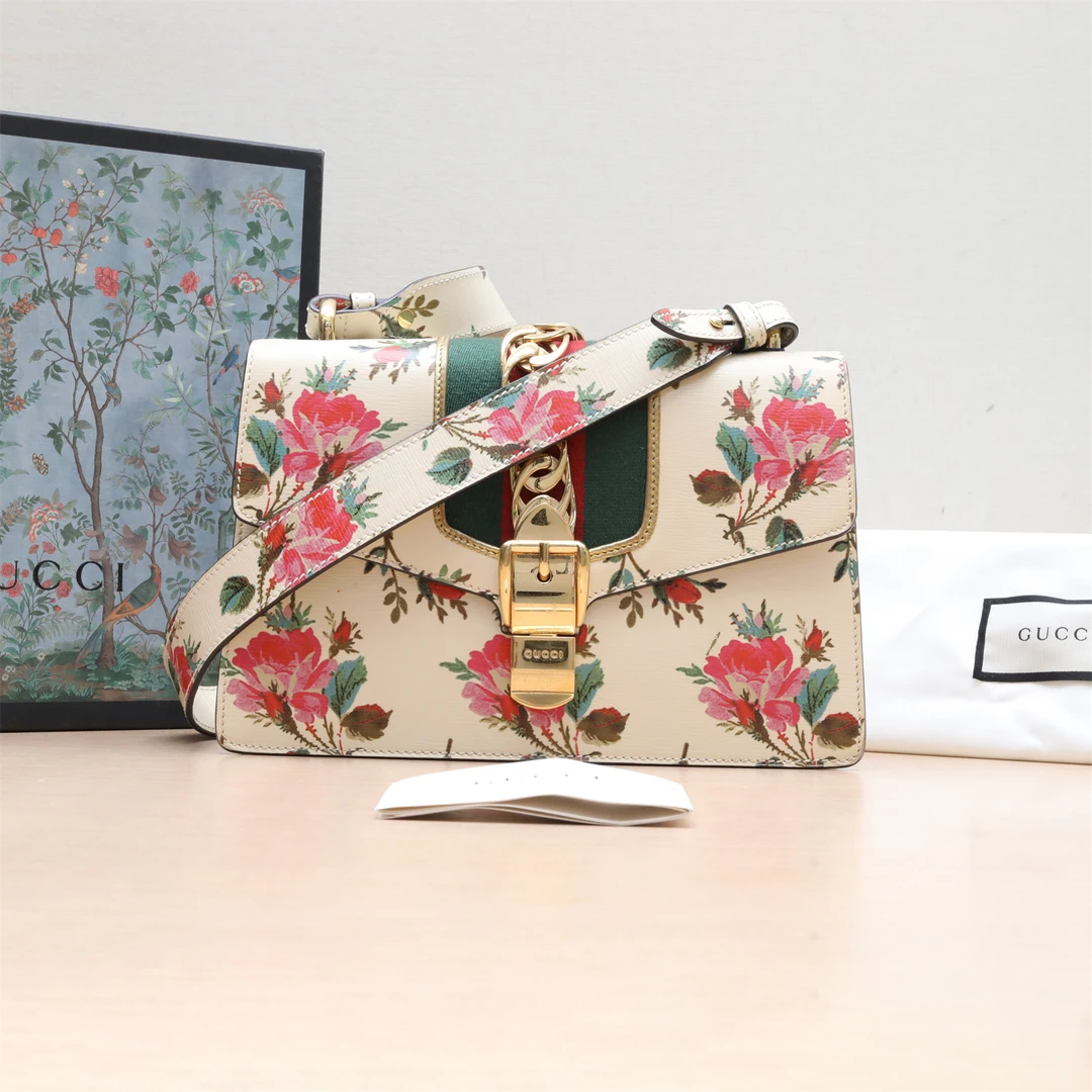 99新 GUCCI/古驰 塞尔维亚 单肩包 25.5皮革C 金扣 P234140728