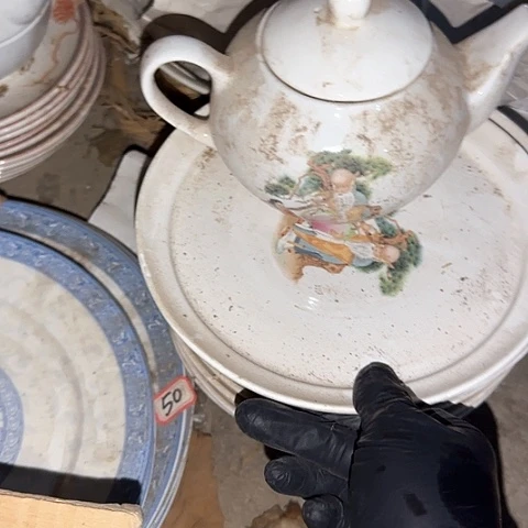 瓷片国营厂库存一套