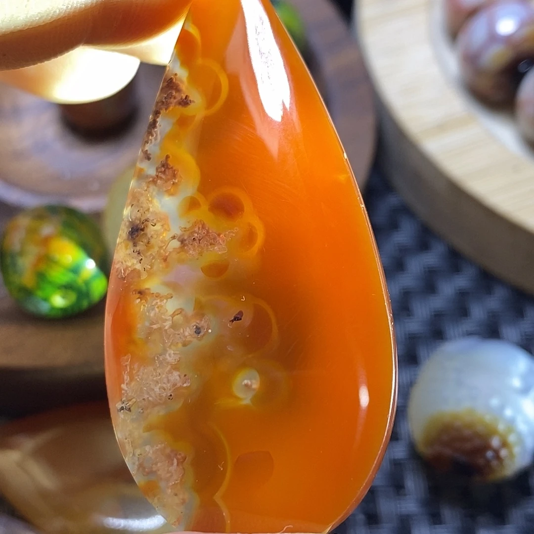 大***了玛瑙/玉髓未镶嵌颈饰