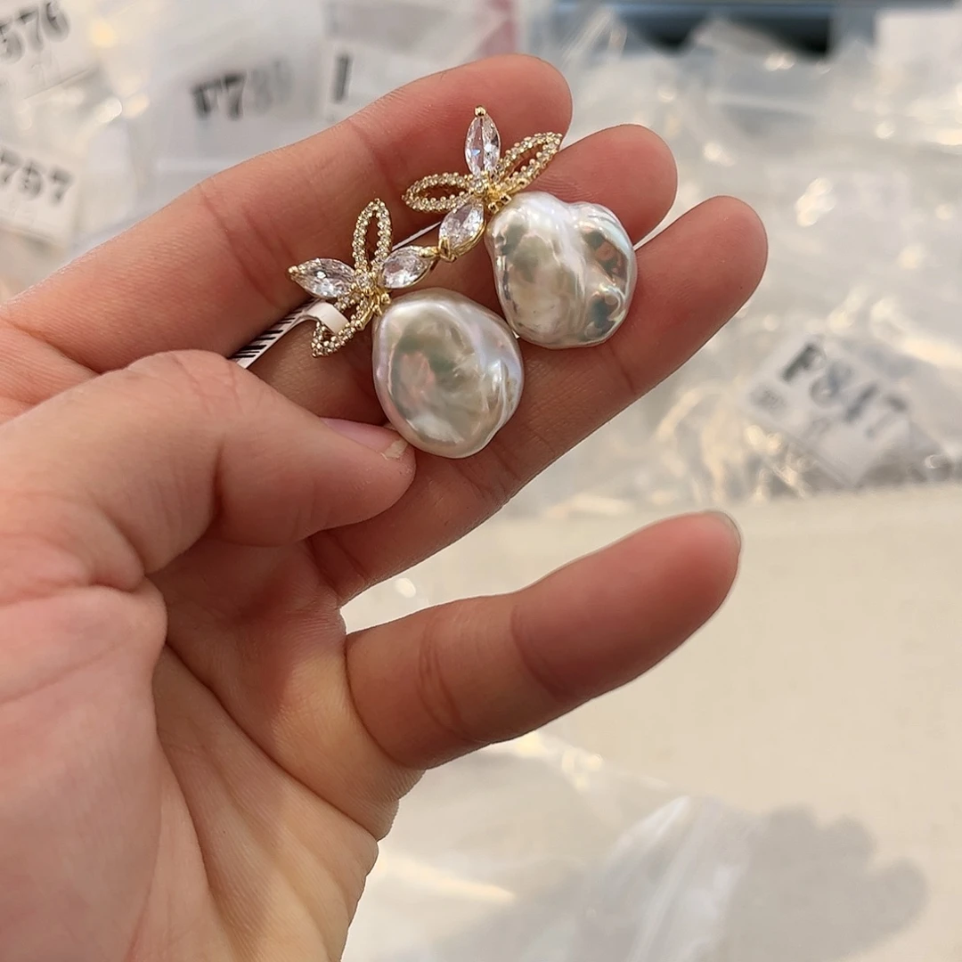 淡水珍珠耳饰合金