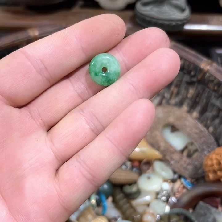 返***真瓷片瓷片瓷片瓷片