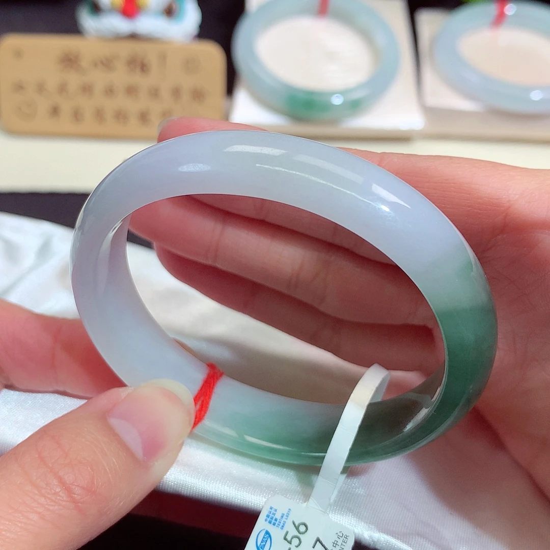 翡翠未镶嵌手镯1197