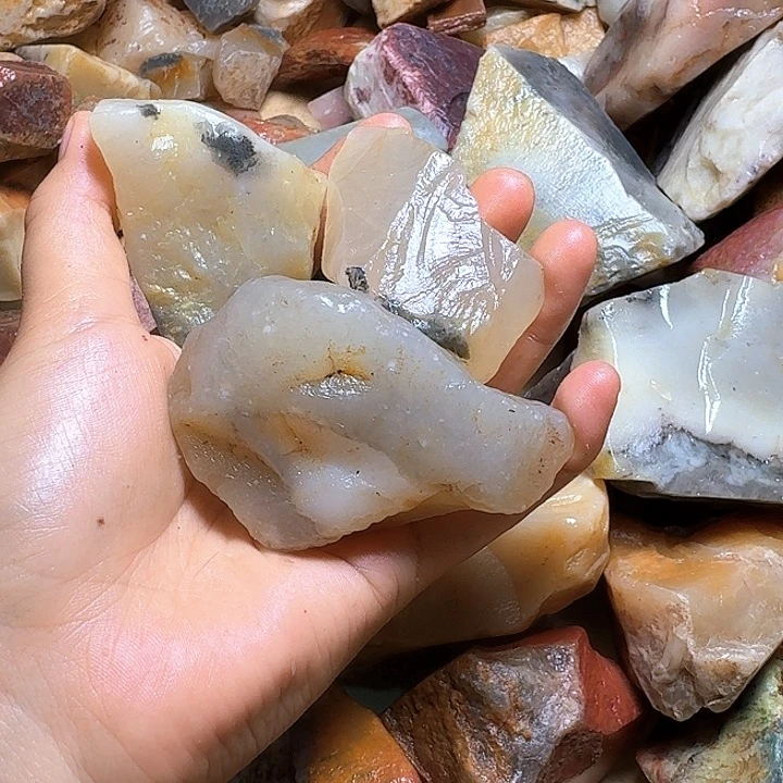 玩***跑寿山石寿山石的颜色