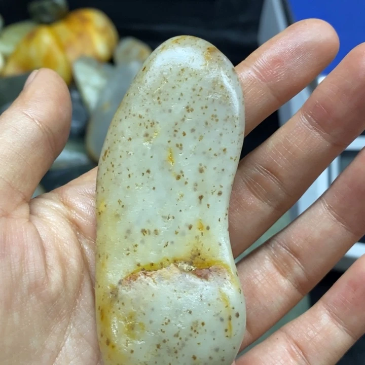 未镶嵌和田玉（糖玉）挂件