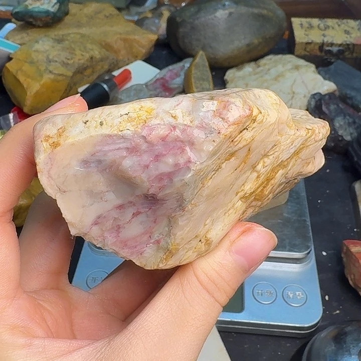 昌化石昌化田黄鸡血