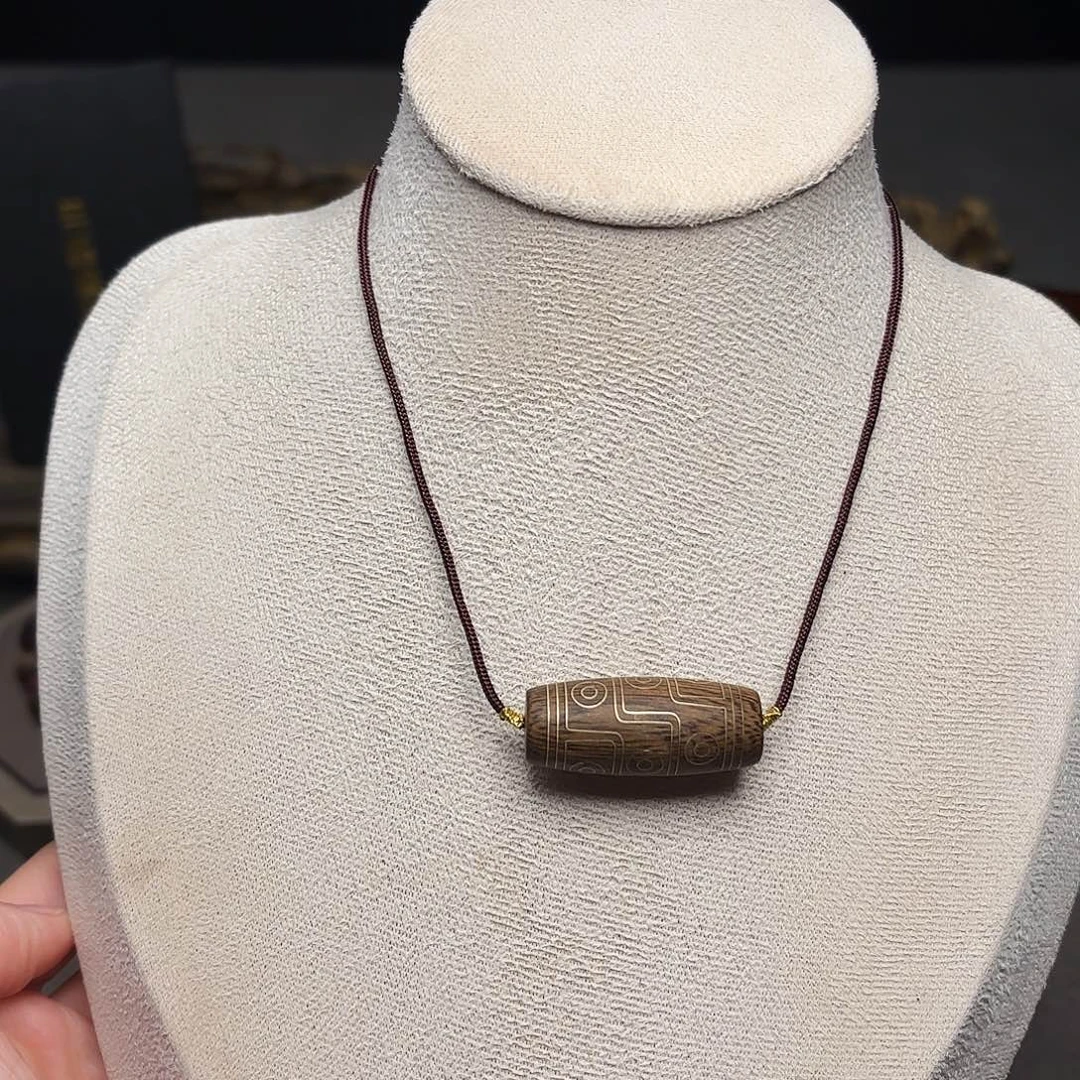 沉香吊坠越南芽庄白棋楠星空料限量版九眼