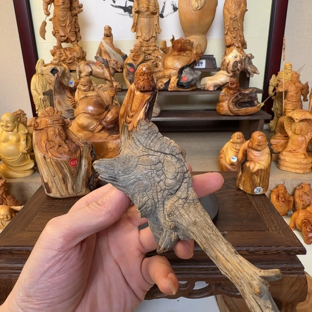 崖柏小木匠艺雕一物一拍