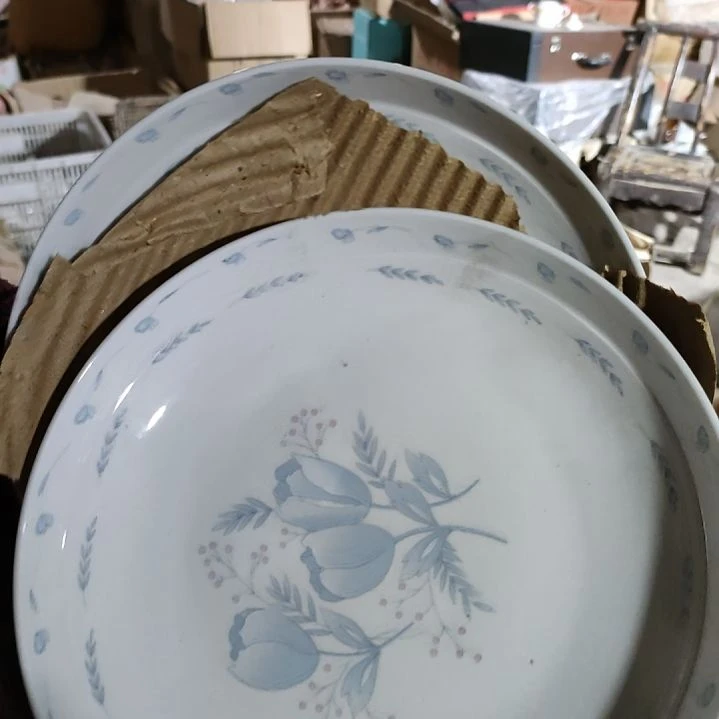 摆件陶瓷盘子碗啥都有