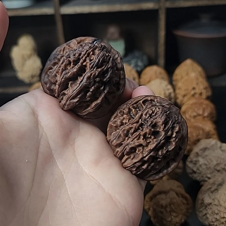 文玩核桃吊坠42地闷