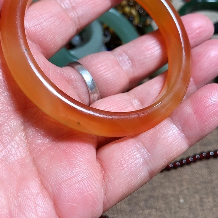 套链未镶嵌透闪石质玉