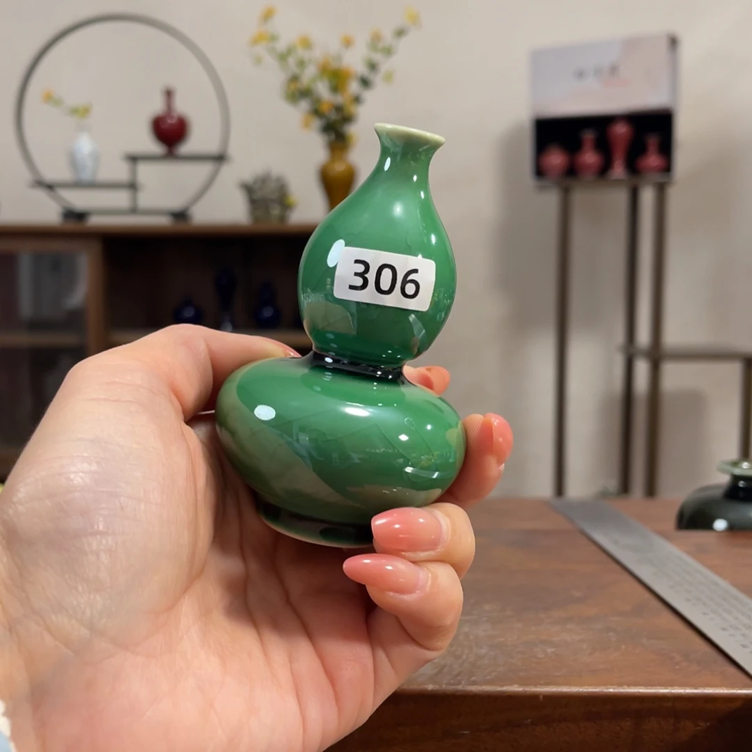 景德镇陶瓷小花瓶