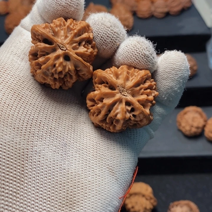 把件文玩核桃芃*秦岭秦闷