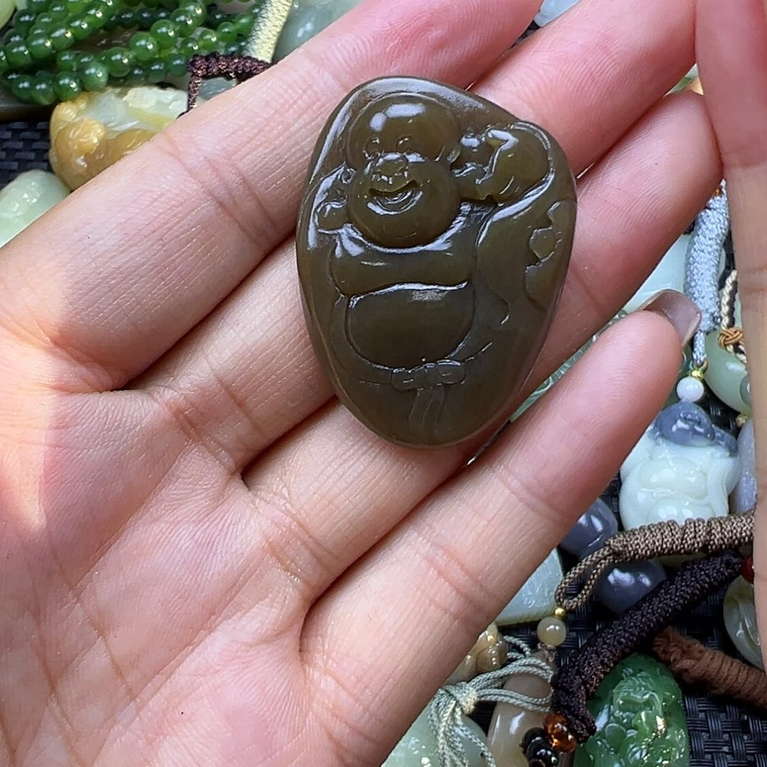 和田玉未镶嵌颈饰卡38.3