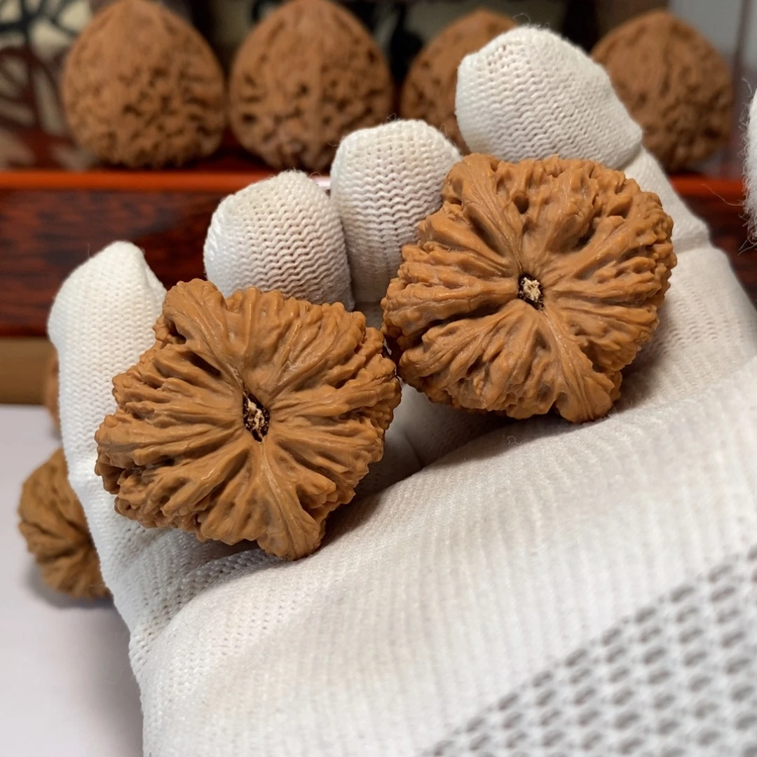 吊坠文玩核桃凹团子38