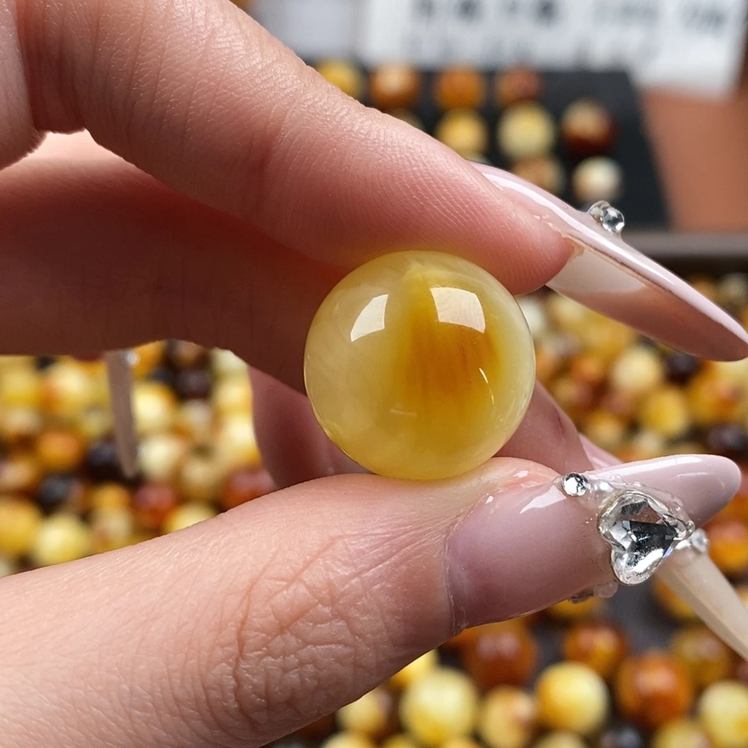 文***胡蜜蜡未镶嵌裸石蜜蜡