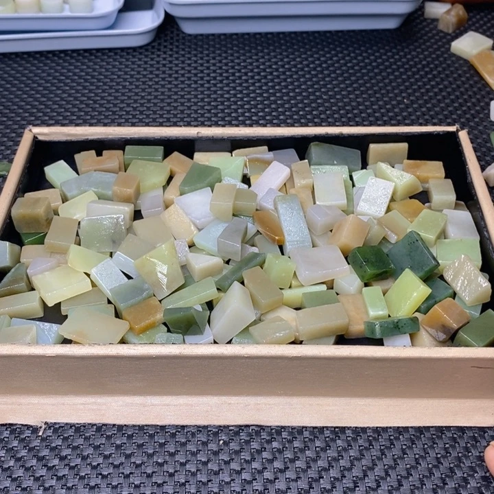 和田玉（糖玉）珠宝半成品未镶嵌何**艺