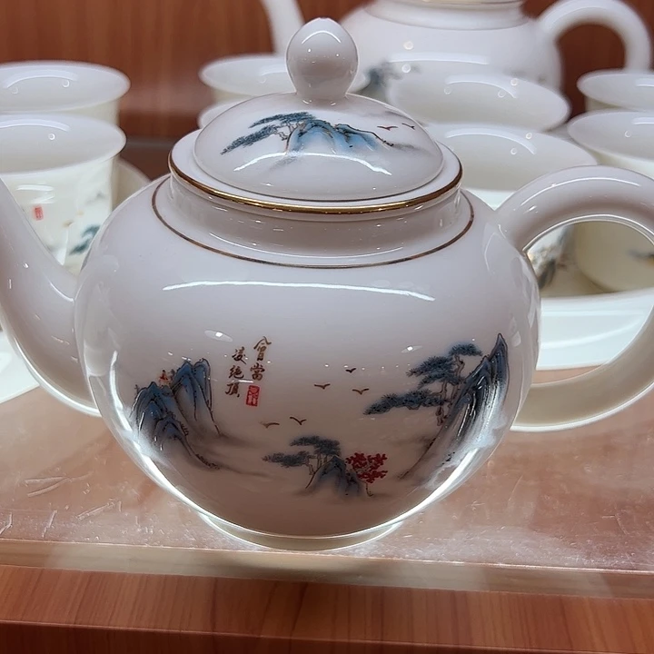 陶瓷茶壶哈哈哈哈哈