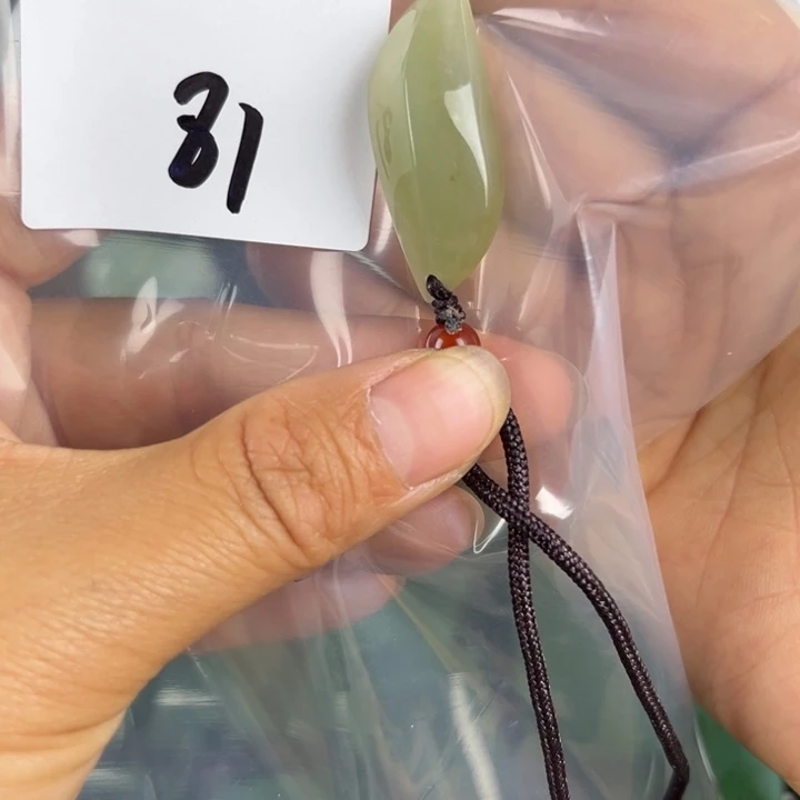 和田玉未镶嵌珠宝半成品