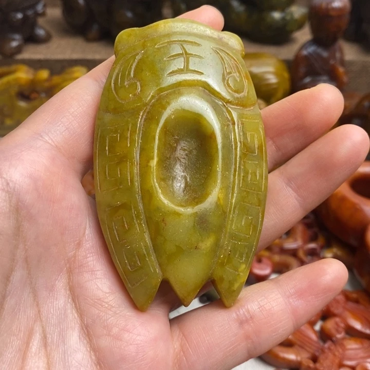 蛇纹石玉未镶嵌颈饰82