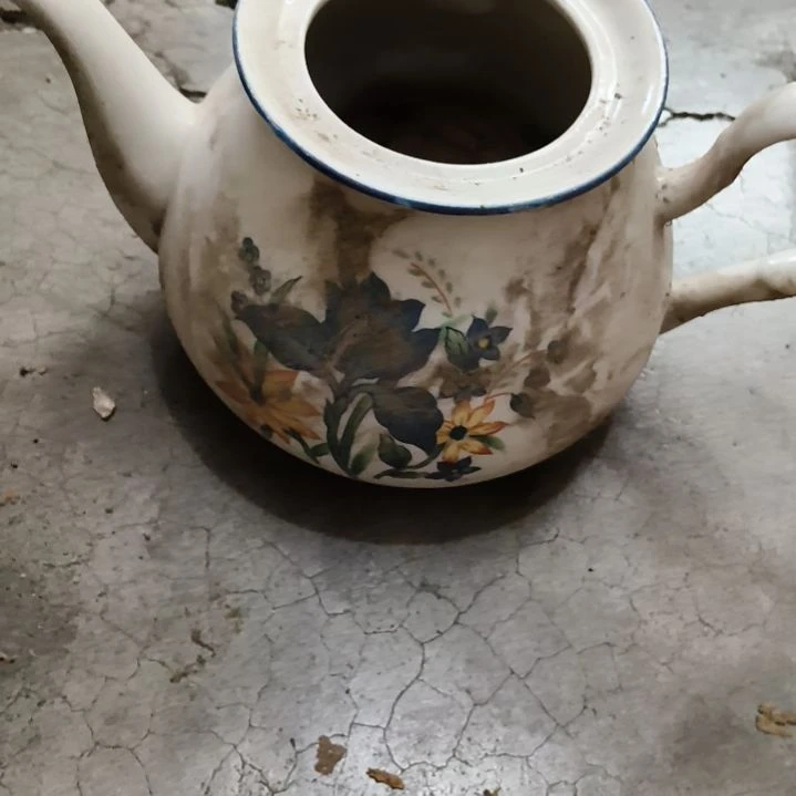 陶瓷盘子碗啥都有