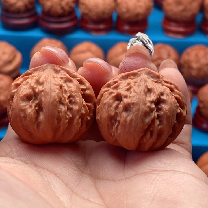 核桃精品文玩手捻粗筋小霸王龙