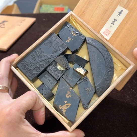 瓷器周边默认瑕疵1