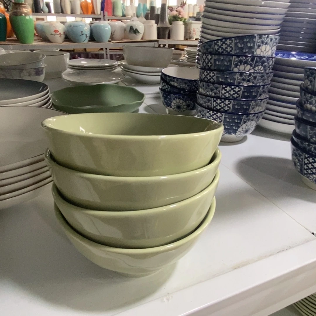 瓷四个米饭碗 福利活动不退换