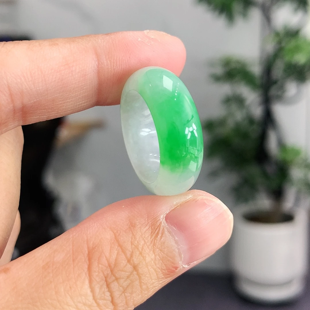 翡翠未镶嵌戒指12号