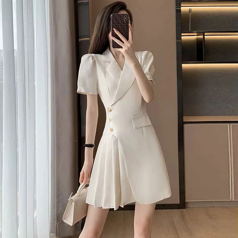 法式小香风白色连衣裙夏季女装裙子新款夏气质显瘦百褶西装裙女