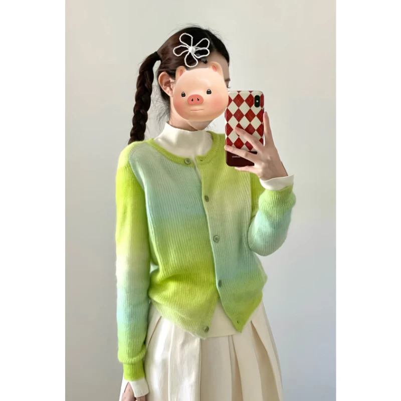 早秋韩系氛围感穿搭法式渐变绿色圆领针织开衫女秋冬毛衣外套上衣