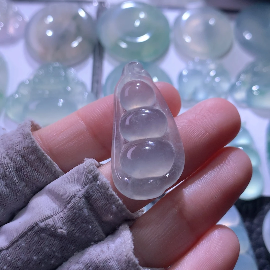 翡翠未镶嵌套链豆