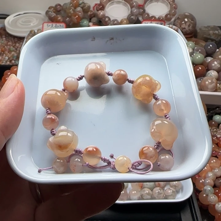 玛瑙/玉髓未镶嵌珠宝半成品