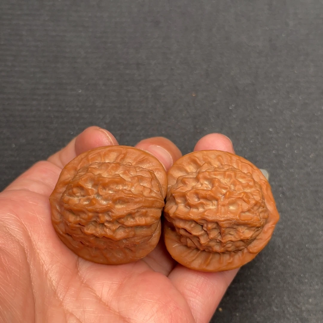 桃核把件37×36全品头茬瓷娃娃XM3483