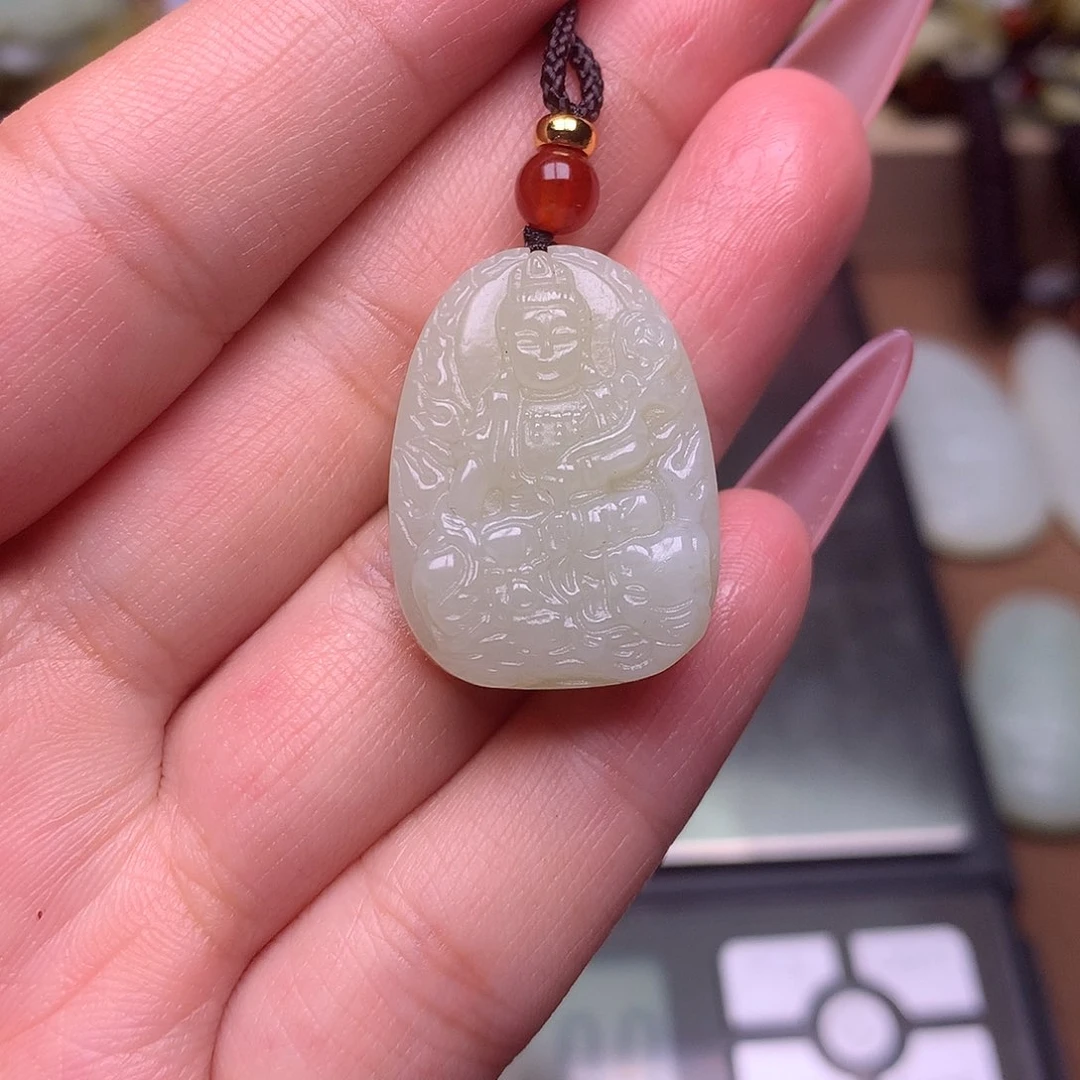 和田玉颈饰未镶嵌