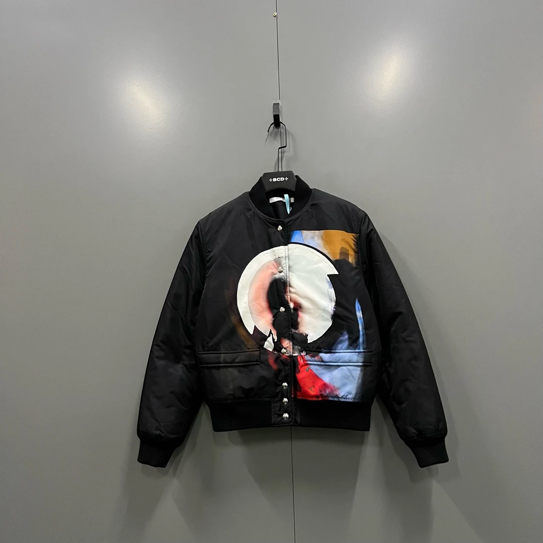 95新 Givenchy/纪梵希 jp903 205914 模糊阴影图案夹克 38码