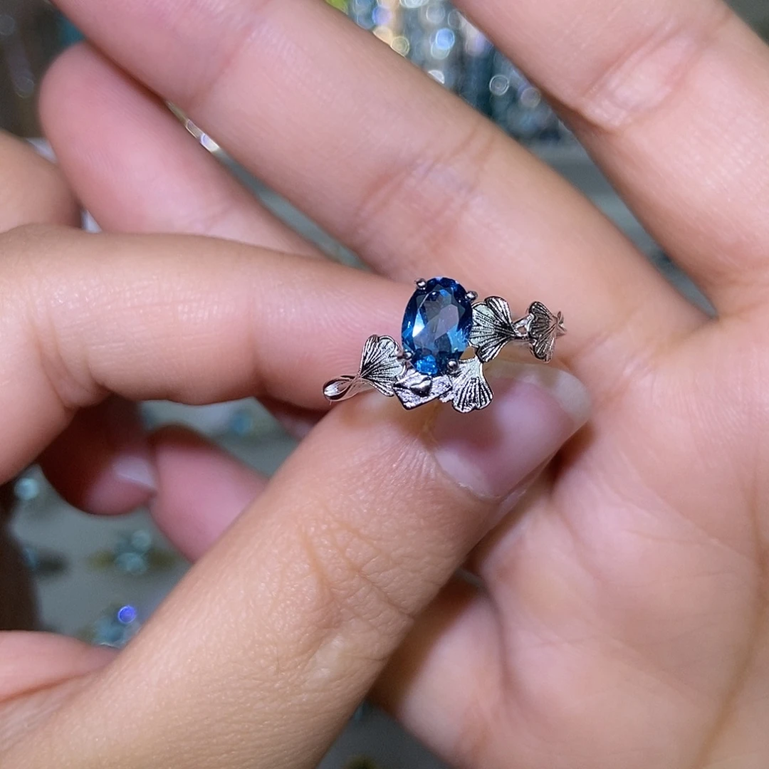 托帕石戒指银S925镶嵌