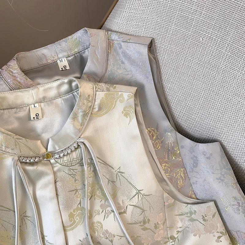 早春爆款新中式复古小显瘦盘扣国潮民族风太太上衣马甲开衫女轻薄