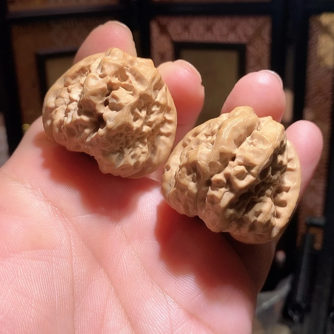 文玩核桃把件42肚蛤蟆头