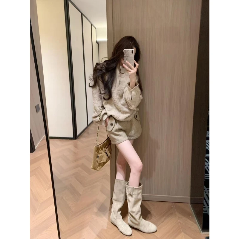 2025冬季新款慵懒风气质百搭针织套头毛衣高腰休闲显瘦短裤两件套