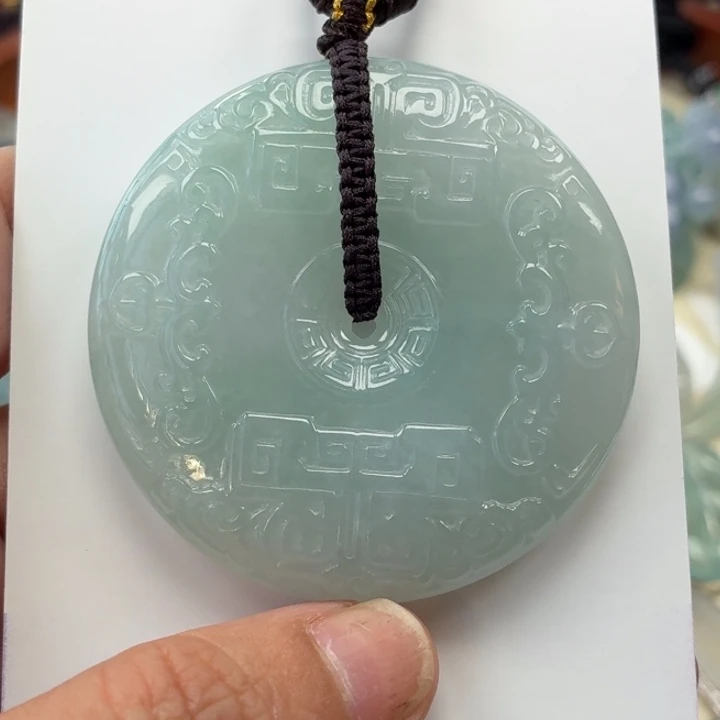 翡翠未镶嵌颈饰天然翡翠a货