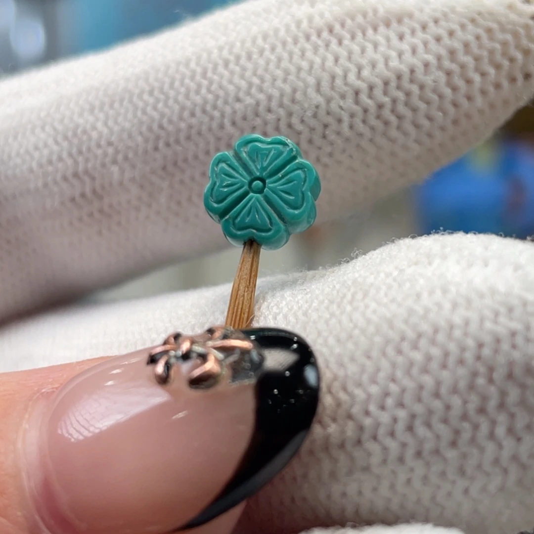 绿松石未镶嵌挂件