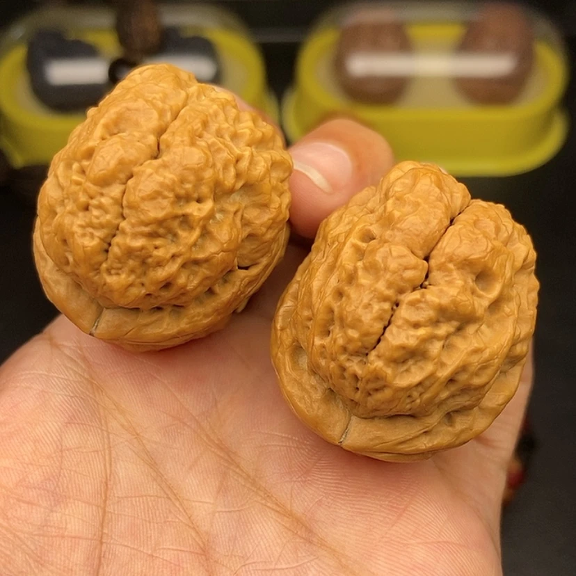 【闪购商品】文玩核桃把件40尺老蟾头