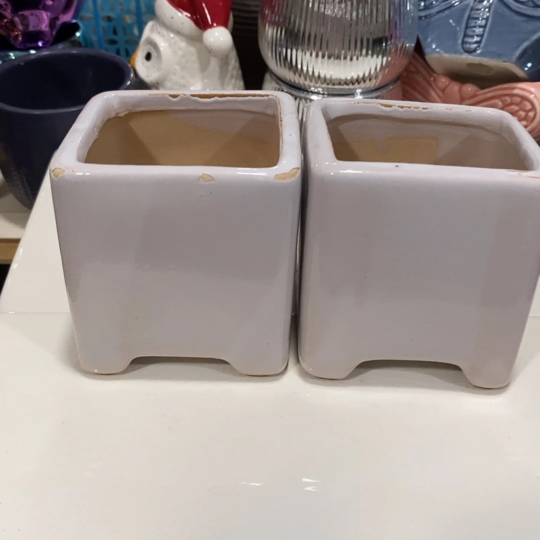 摆件陶盆有孔 瑕疵介意勿拍