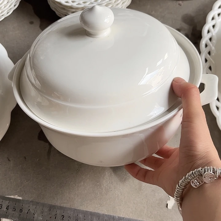 碟微瑕介意勿拍……1个汤