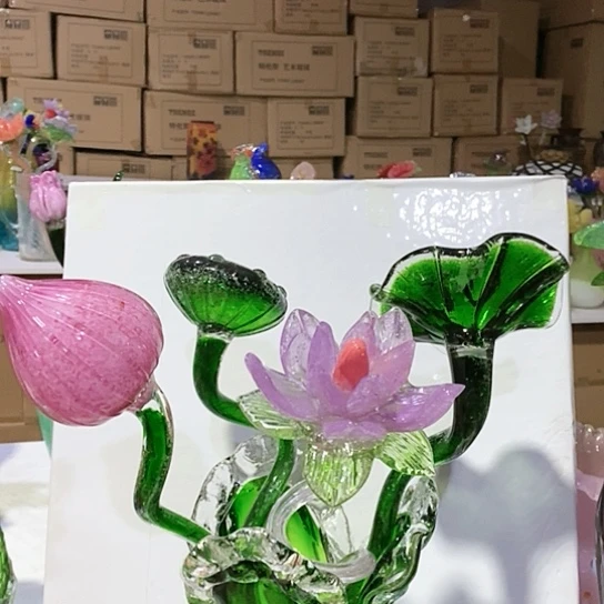 琉璃花瓶高45厘米口径8厘米