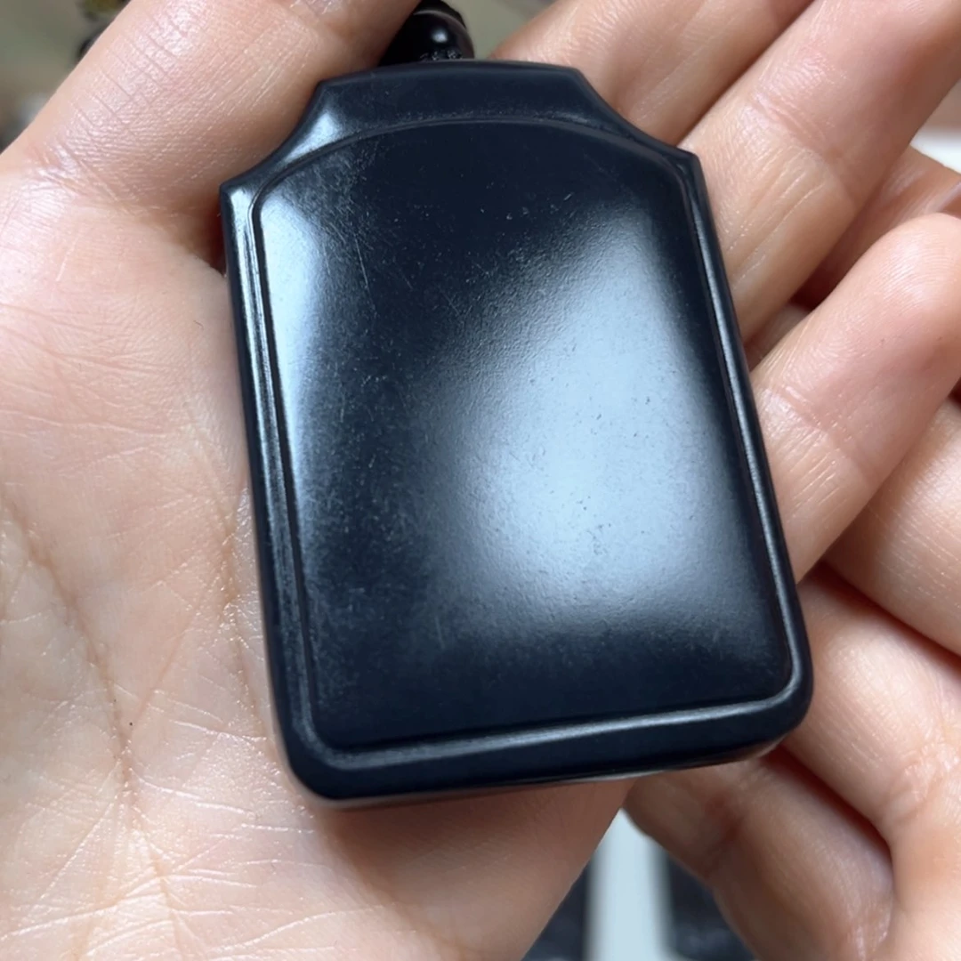 【闪购商品】和田玉（墨玉）46面包羊脂级未镶嵌