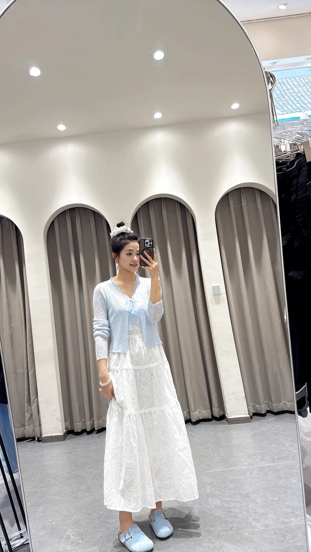 吊带连衣裙针织衫两件套